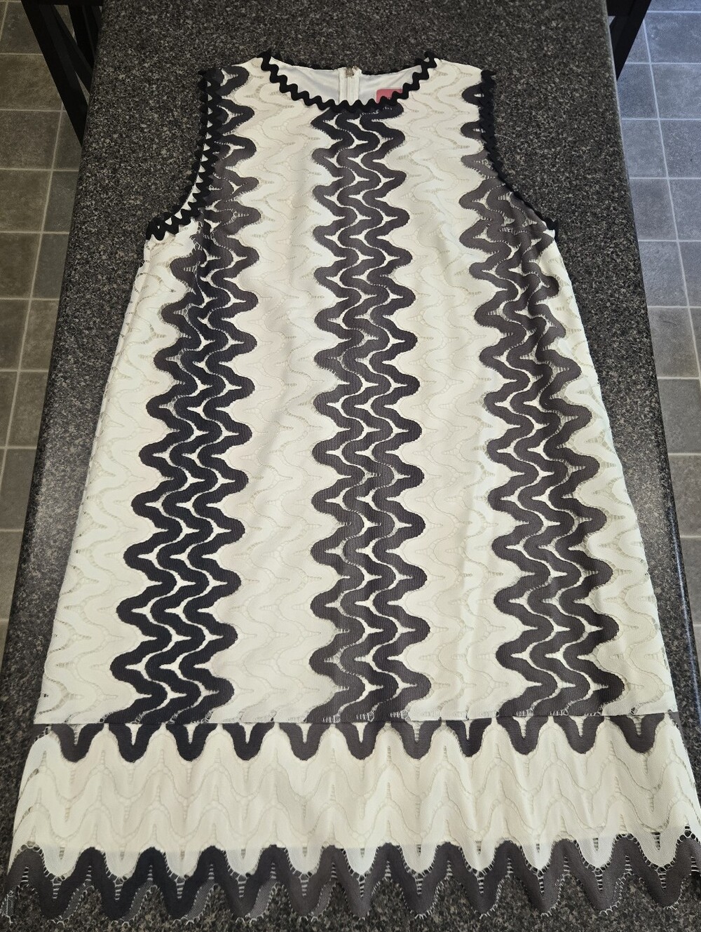 Kate Spade Size 14 Black White Lace Shift Dress Flawed**